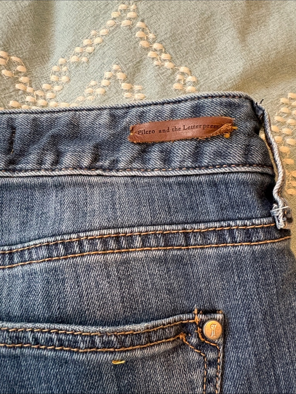 Pilcro and the Letterpress Stet straight leg jeans - Picture 9 of 10